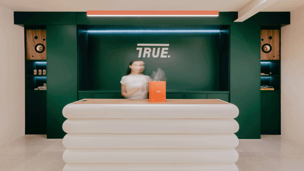 TIENDA_TRUE_MEDELLIN_05